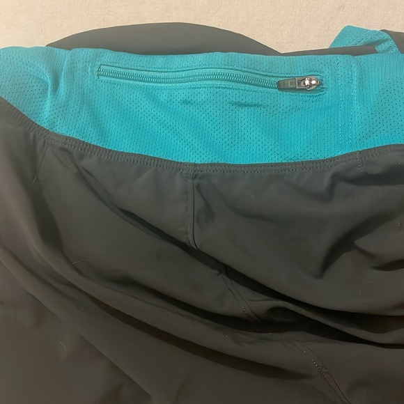 North Face running shorts size Large Blue - Picture 6 of 8